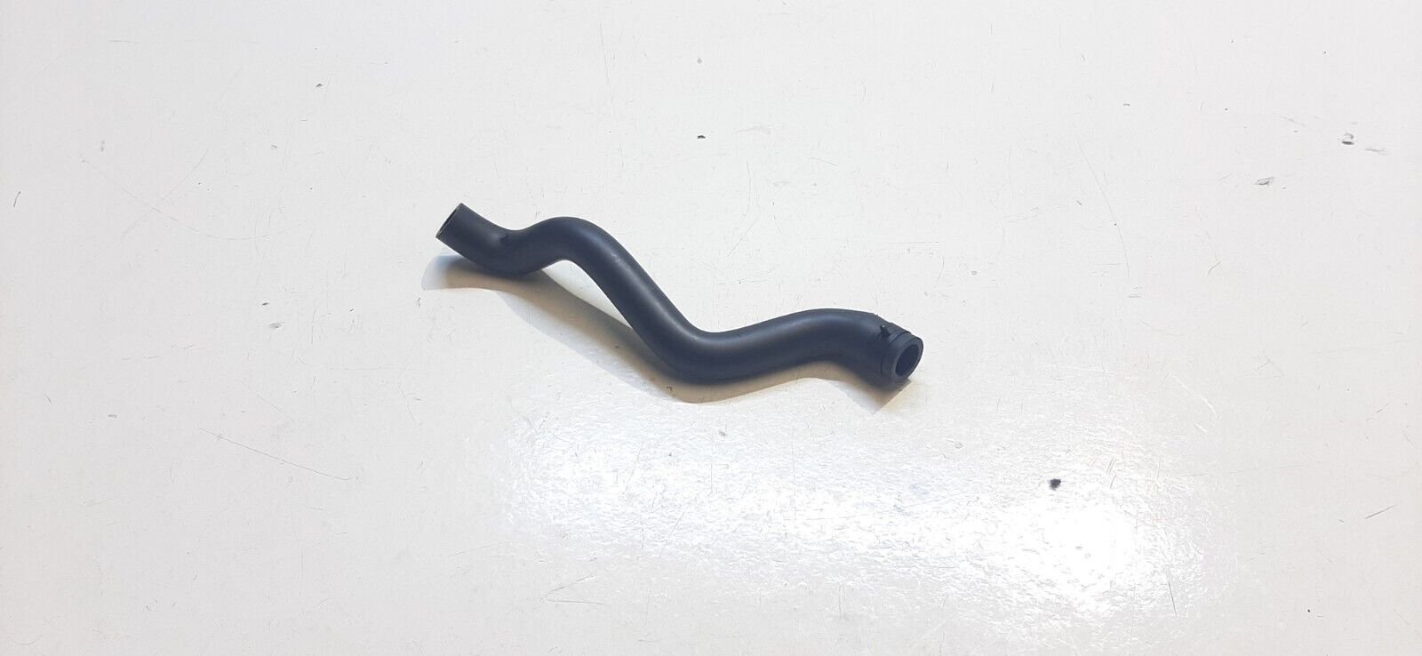 Triumph Speed Triple 1050 2011 - 2015 Air Hoose - Image 2