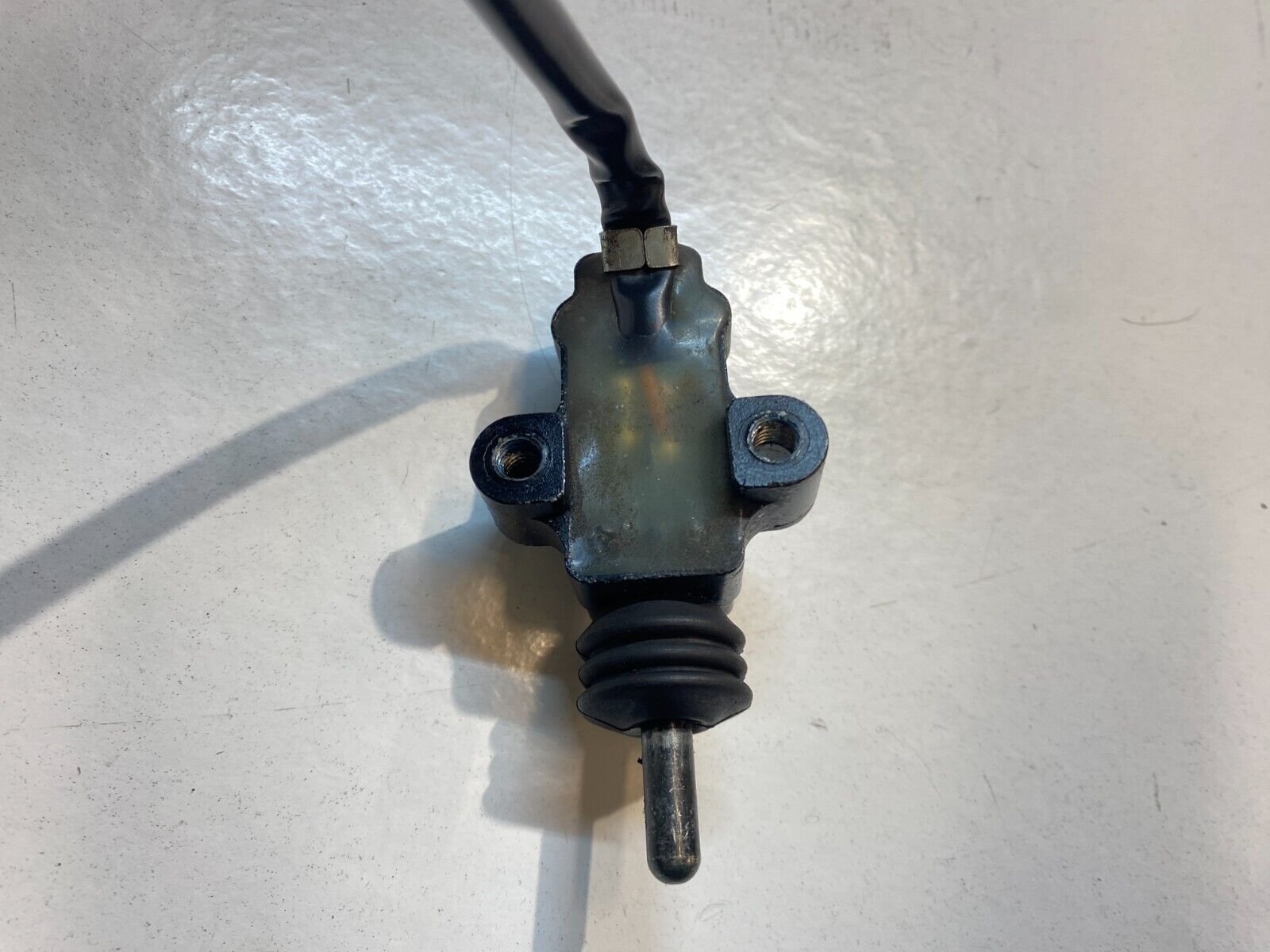 Triumph Speed Triple 1050 2011 - 2015 Side Stand Position Sensor - Image 4