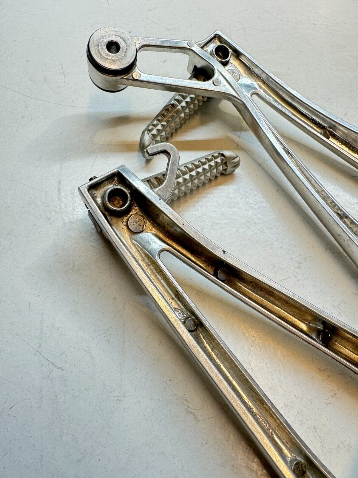 Yamaha YZF R6 5SL 2003 - 2005 Passenger Footrests Footpegs Set LH RH 5SL-5 5SL-4 - Image 11