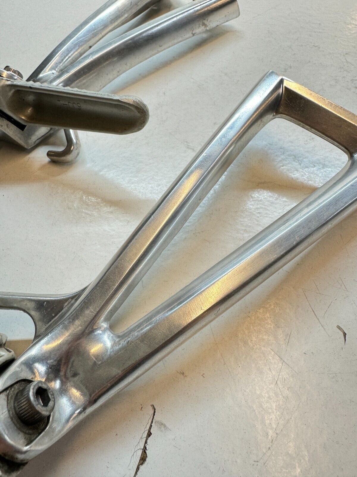 Yamaha YZF R6 5SL 2003 - 2005 Passenger Footrests Footpegs Set LH RH 5SL-5 5SL-4 - Image 16