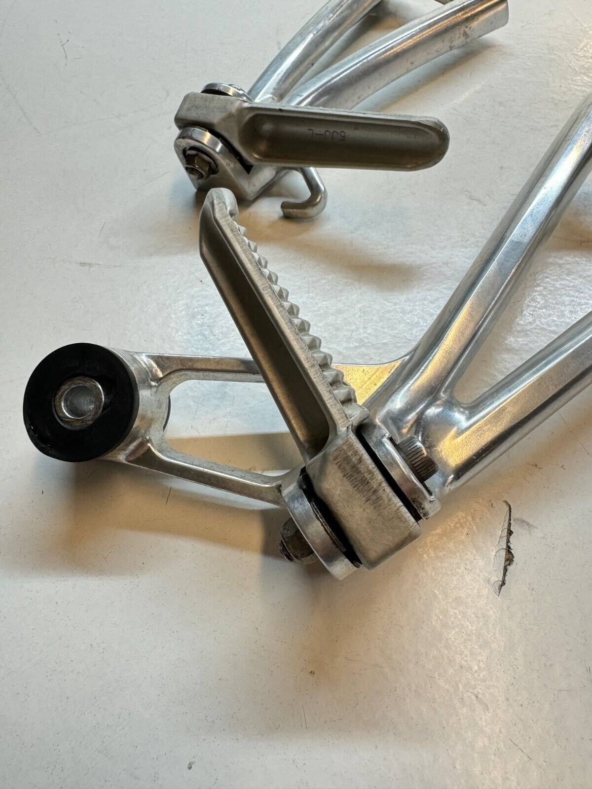 Yamaha YZF R6 5SL 2003 - 2005 Passenger Footrests Footpegs Set LH RH 5SL-5 5SL-4 - Image 17