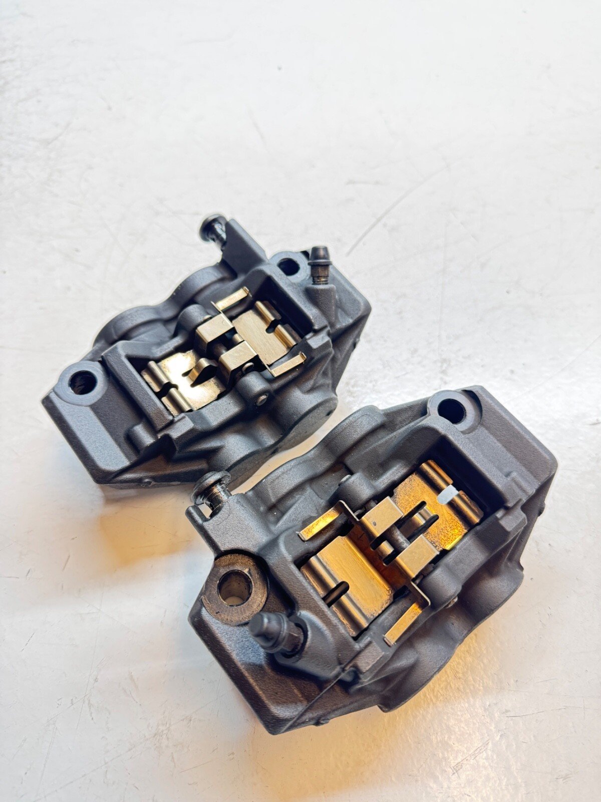 Yamaha MT-09 17-20 Tracer 900 900 GT 15-20 Right Left Front Brake Caliper Set - Image 3