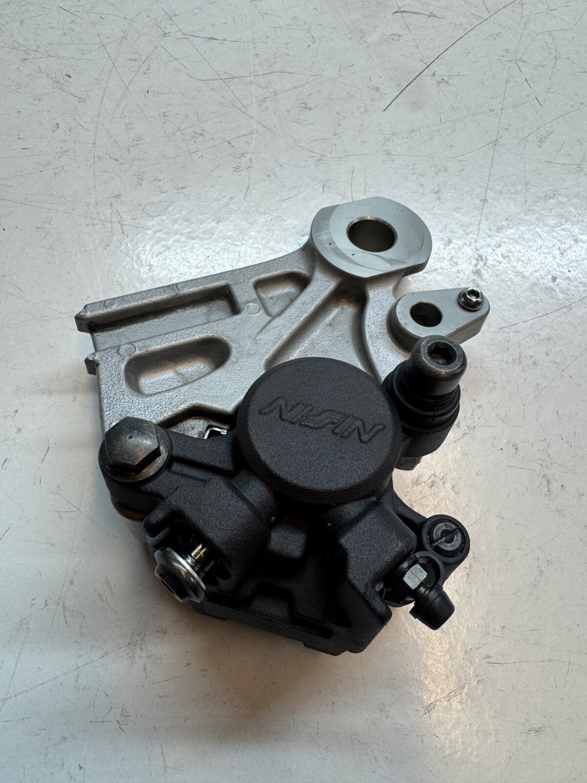 Yamaha Tracer 900 2015 - 2020 Rear Brake Caliper With Bracket 2DR-2580W-00-00 - Image 4