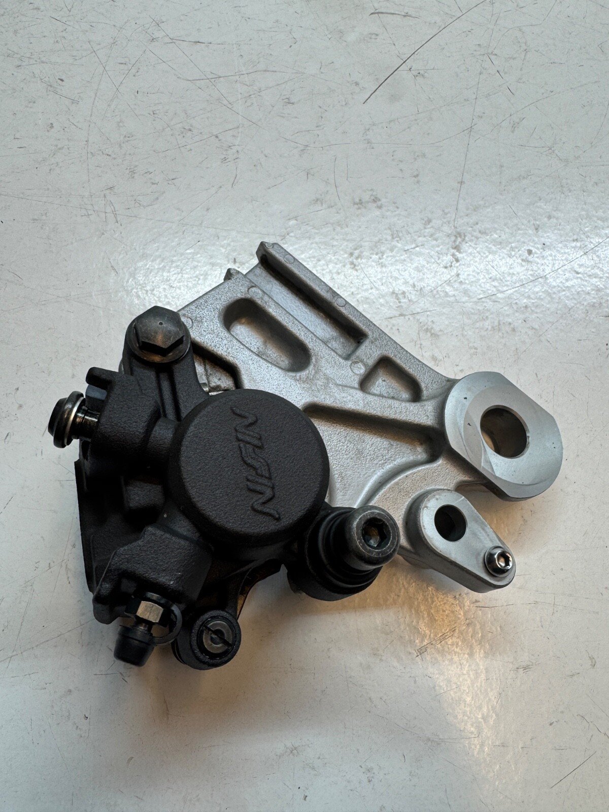 Yamaha Tracer 900 2015 - 2020 Rear Brake Caliper With Bracket 2DR-2580W-00-00 - Image 5