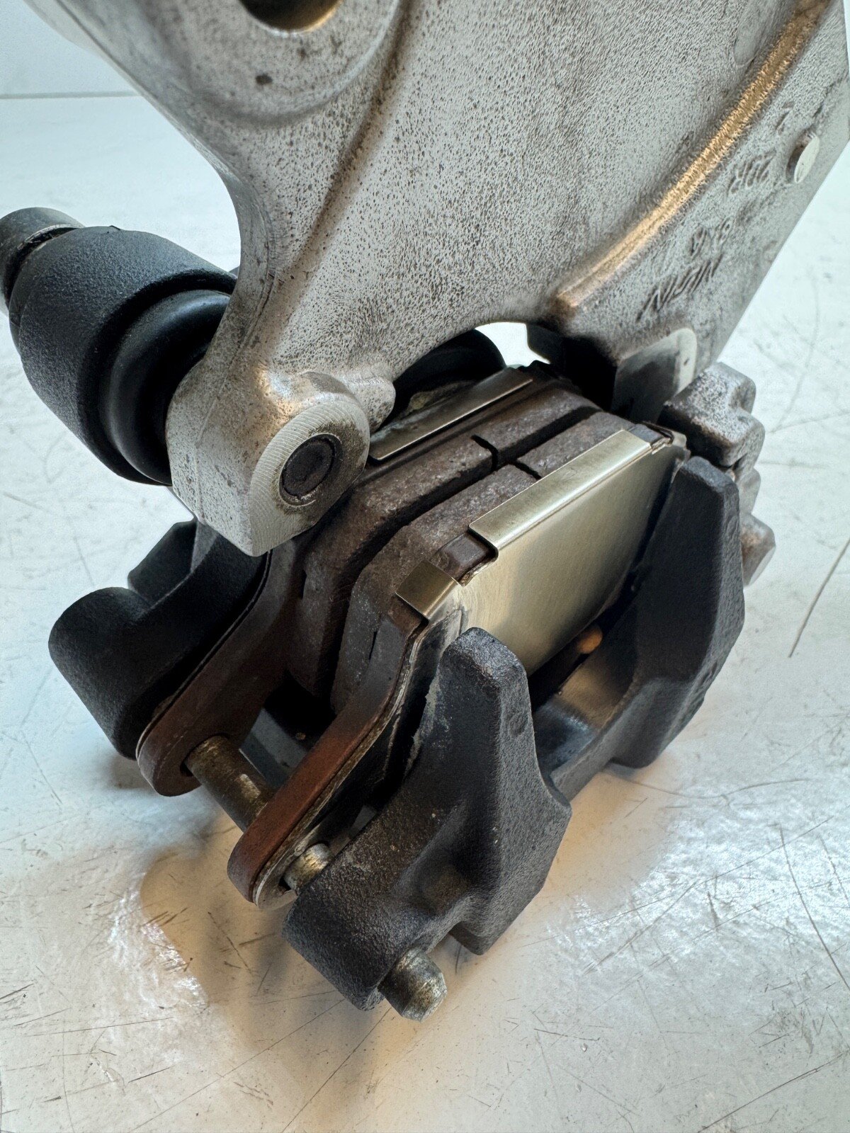 Yamaha Tracer 900 2015 - 2020 Rear Brake Caliper With Bracket 2DR-2580W-00-00 - Image 18