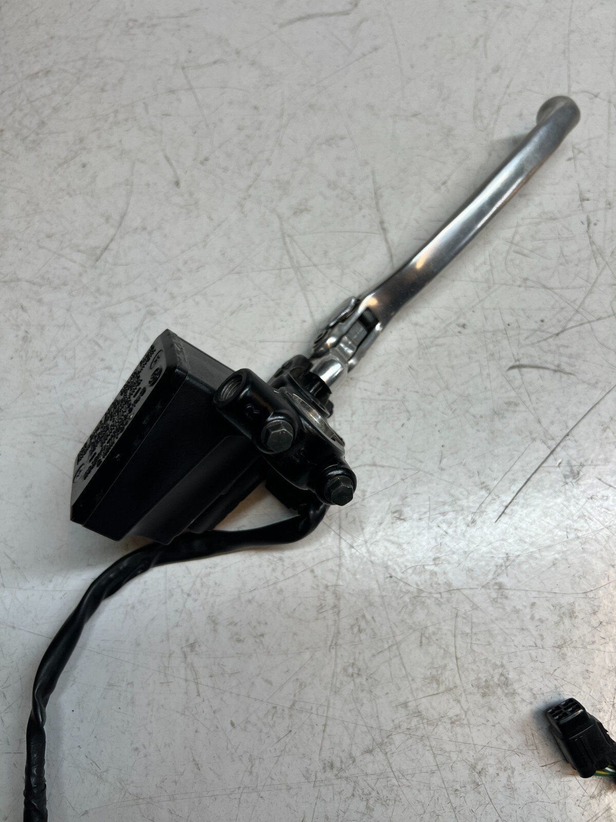 Yamaha Tracer 900 GT 2018 - 2020 Front Brake Master Cylinder & Lever BW8-2580A-0 - Image 10