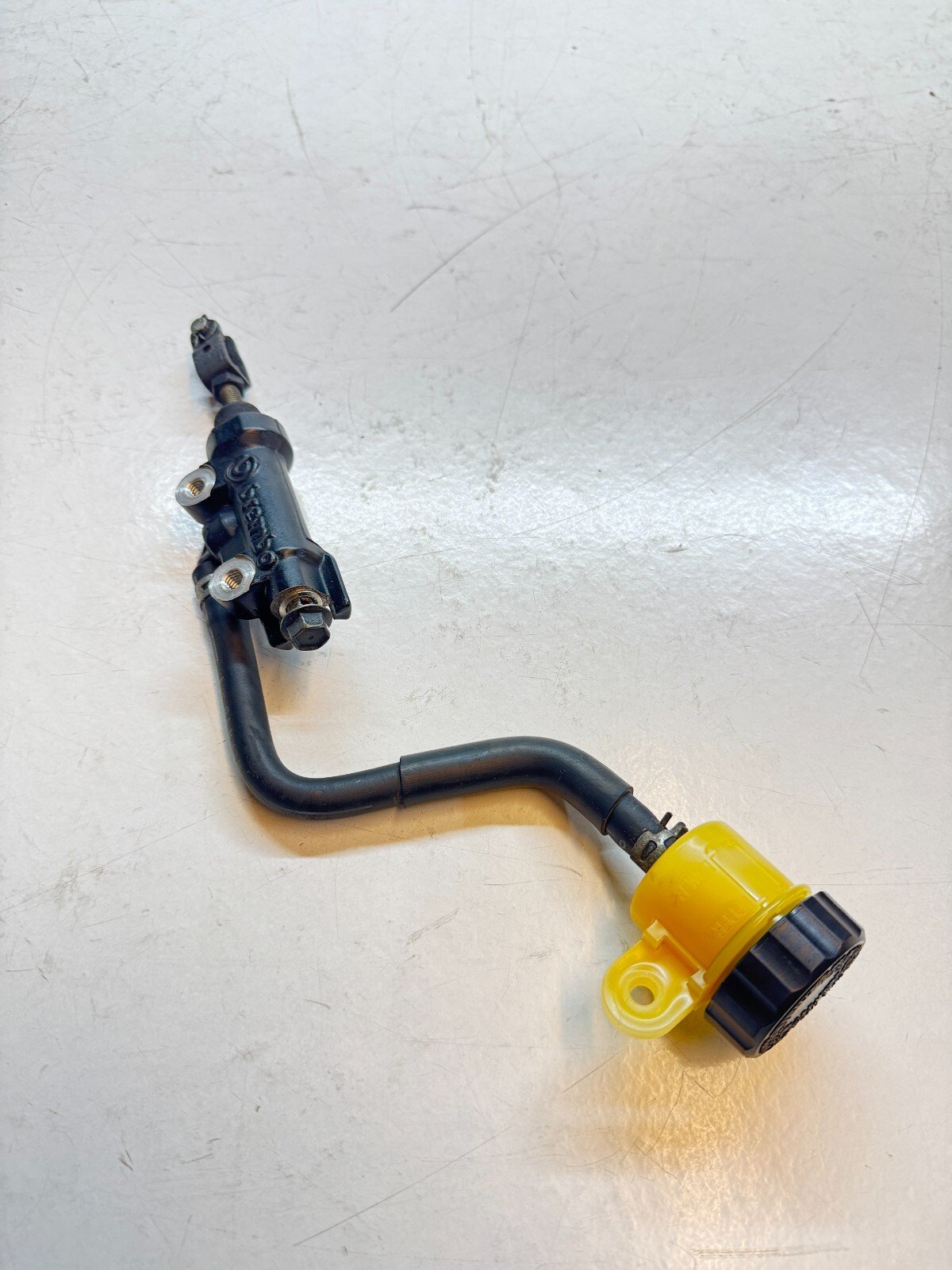 Yamaha XJ6N 2009 - 2016 Rear Brake Master Cylinder & Reservoir 2D12583V0000 - Image 2