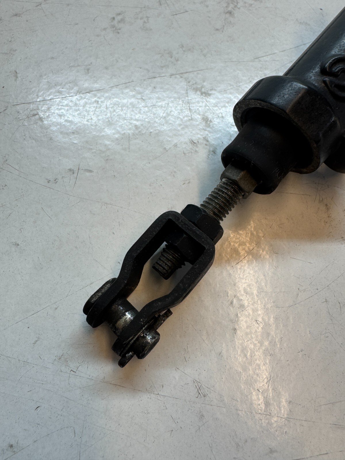 Yamaha XJ6N 2009 - 2016 Rear Brake Master Cylinder & Reservoir 2D12583V0000 - Image 5