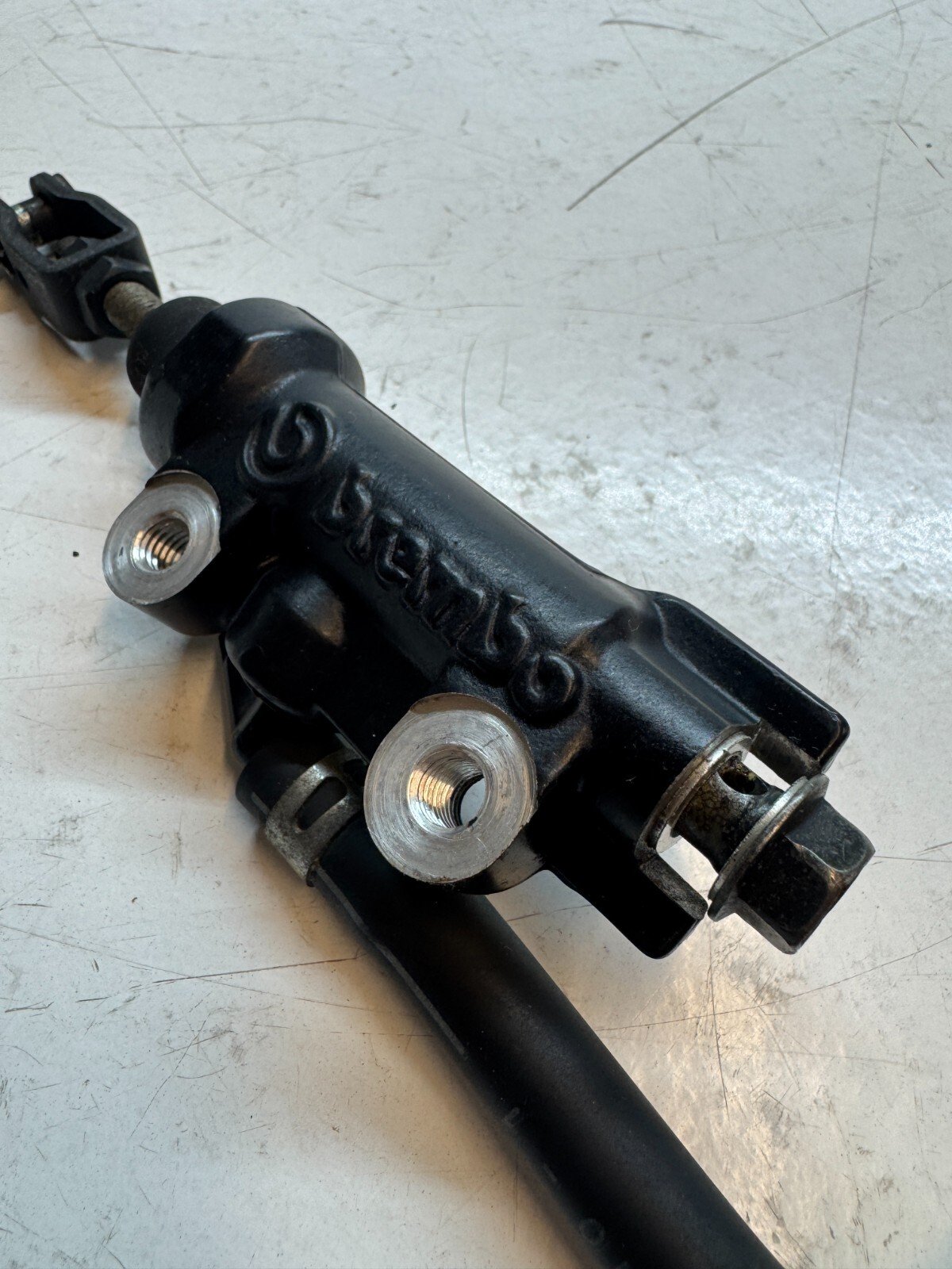 Yamaha XJ6N 2009 - 2016 Rear Brake Master Cylinder & Reservoir 2D12583V0000 - Image 7