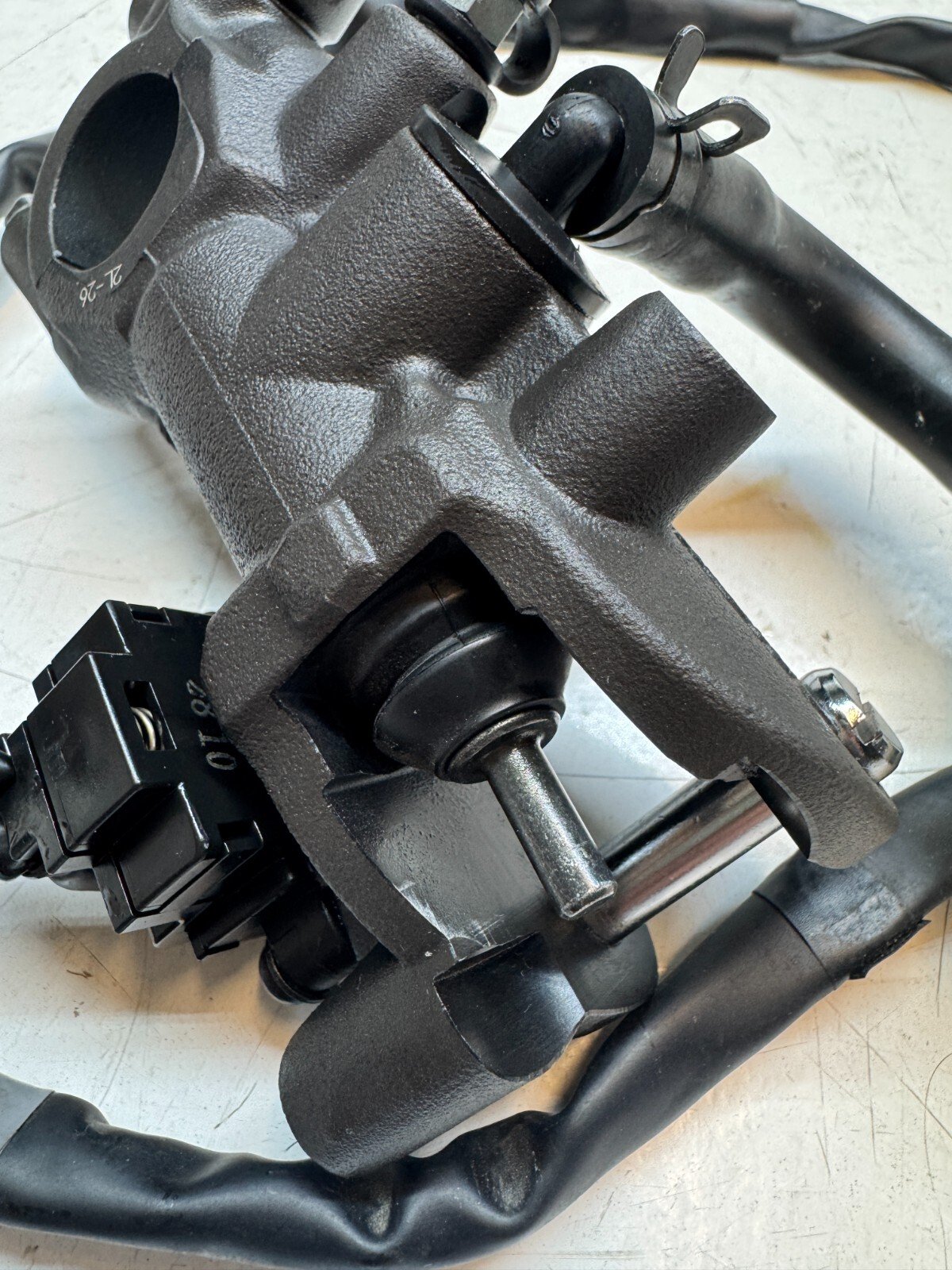 Yamaha Tracer 9 GT 2021 - 2023 Front Brake Master Cylinder & Reservoir B7N2580A0 - Image 8