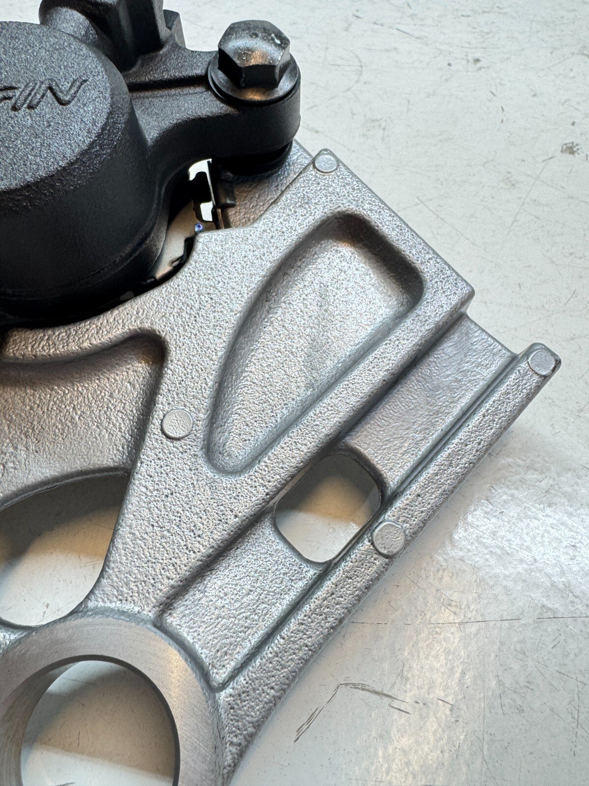 Yamaha Tracer 9 GT 2021 - 2023 Rear Brake Caliper & Bracket B7N2580W0000 - Image 7