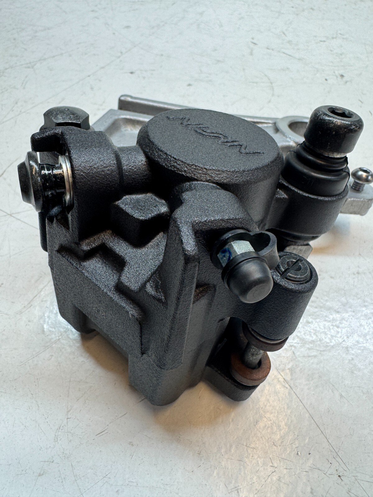 Yamaha Tracer 9 GT 2021 - 2023 Rear Brake Caliper & Bracket B7N2580W0000 - Image 10